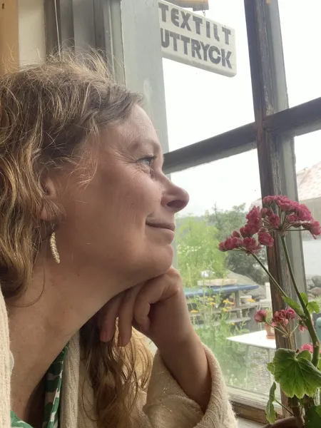 Presentmakeriet, Elin