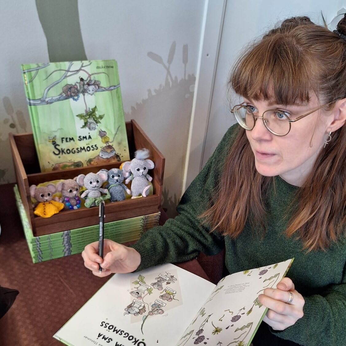 Porträttbild på Frida, Videverk - Art, kort och bokillustrationer barn, Kreatör på Presentmakeriet