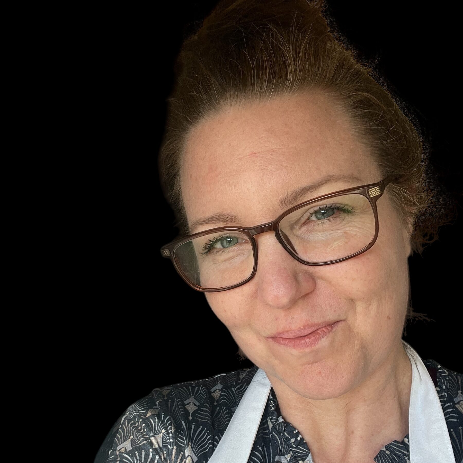 Porträttbild på tvålmakare Veronica Oja, Järna Tvåleri - Kreatör på Presentmakeriet